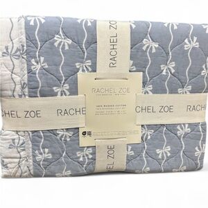 Rachel Zoe Blue and White Twin Cotton Reversible Quilt Set 68”x92” Bows